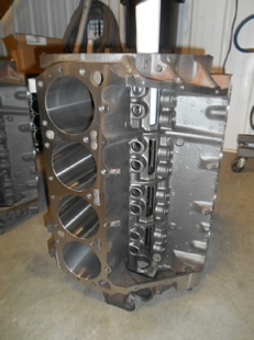 CHRYSLER 440 CAST # 4006630